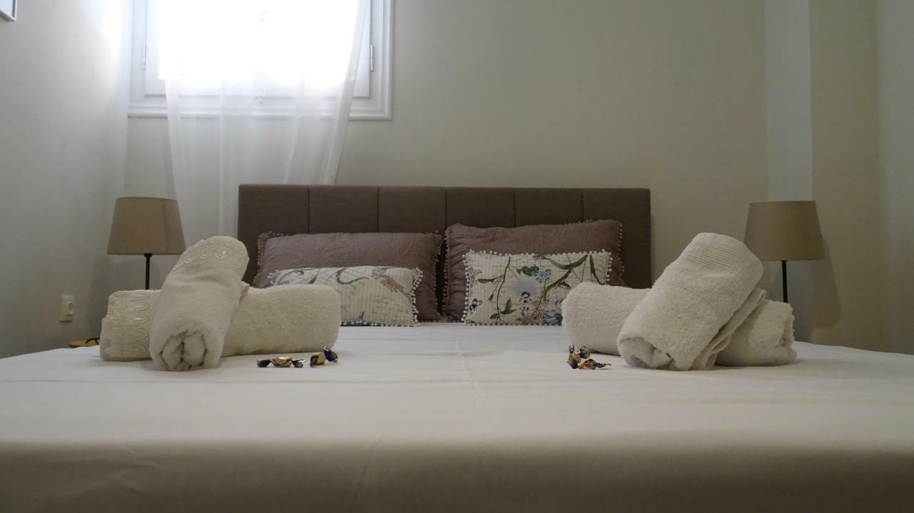 Elegant And Comfortable Apartment In The City Center Ermoupoli Dış mekan fotoğraf